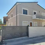 شقة Viaproperzio8 *
